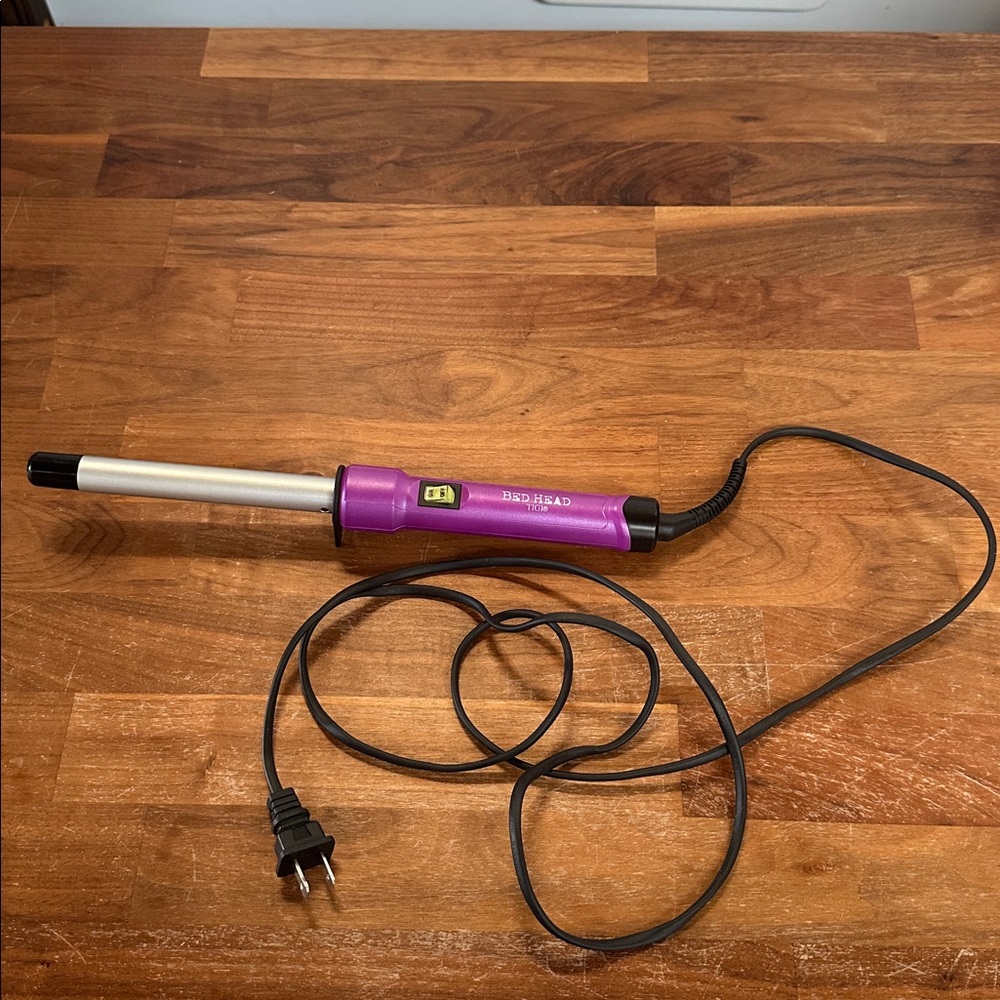 3/4 inch Bed Head Curling Wand!